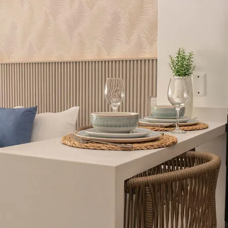Apartment Familiar Vista Al Mar, Day Bed Wifi Cb1315 *